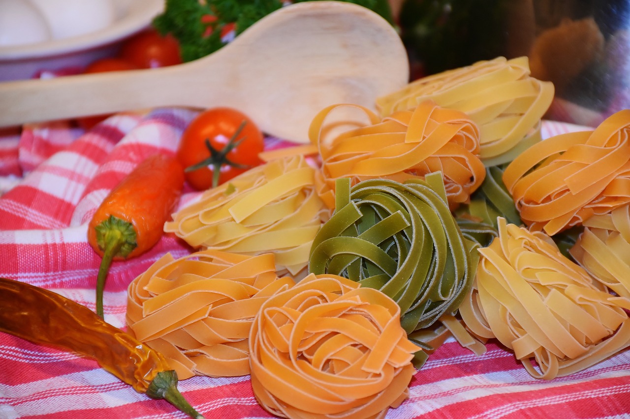 entdecken sie die kunst der saisonalen küche, wo frische, lokale zutaten im mittelpunkt stehen. lassen sie sich von unseren kreativen rezepten inspirieren und genießen sie die aromen der jeweiligen saison.