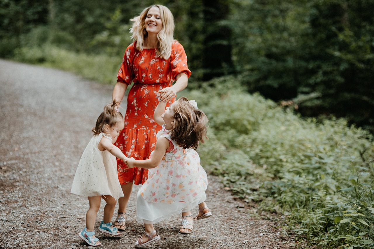 entdecken sie aufregende familienaktivitäten für unvergessliche gemeinsame erlebnisse. von outdoor-abenteuern bis zu kreativen bastelprojekten – finden sie die besten ideen für einen perfekten familienspaß!