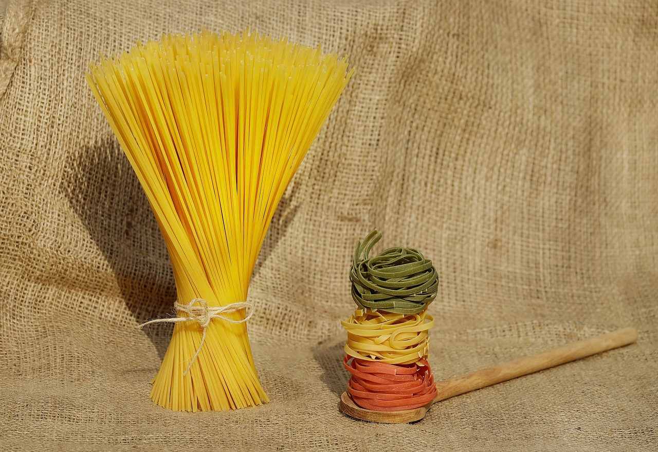 entdecken sie köstliche pasta-rezepte, die einfach zuzubereiten sind. von klassischen spaghetti bis hin zu kreativen nudelgerichten - lassen sie sich inspirieren und zaubern sie italienische küche in ihrer eigenen küche!