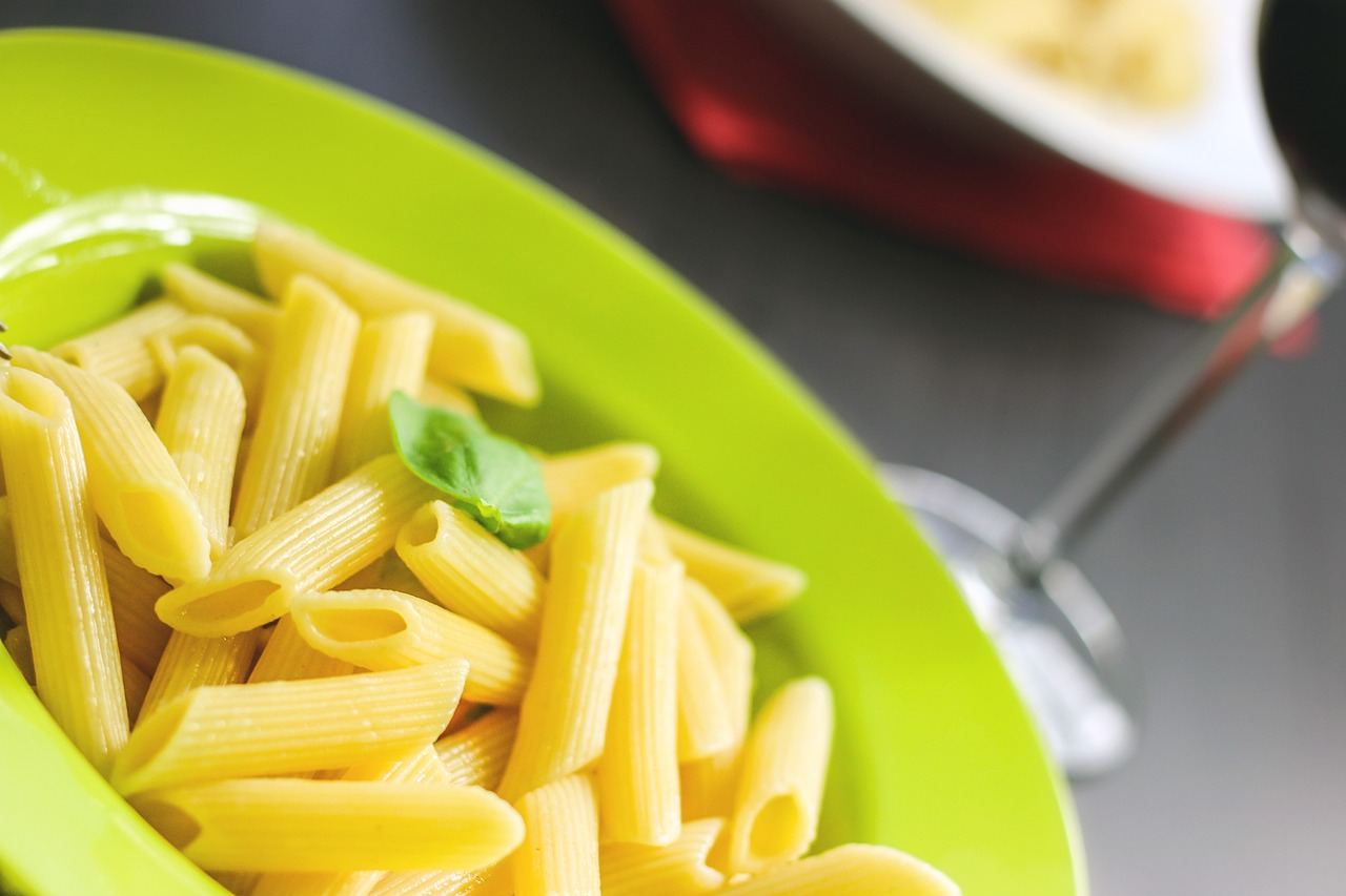 entdecken sie köstliche pasta-rezepte für jeden anlass! von klassischen italienischen gerichten bis hin zu kreativen variationen – perfekt für schnellgerichte oder festliche menüs. lassen sie sich inspirieren und zaubern sie mit unseren einfachen anleitungen ihr lieblingspasta!